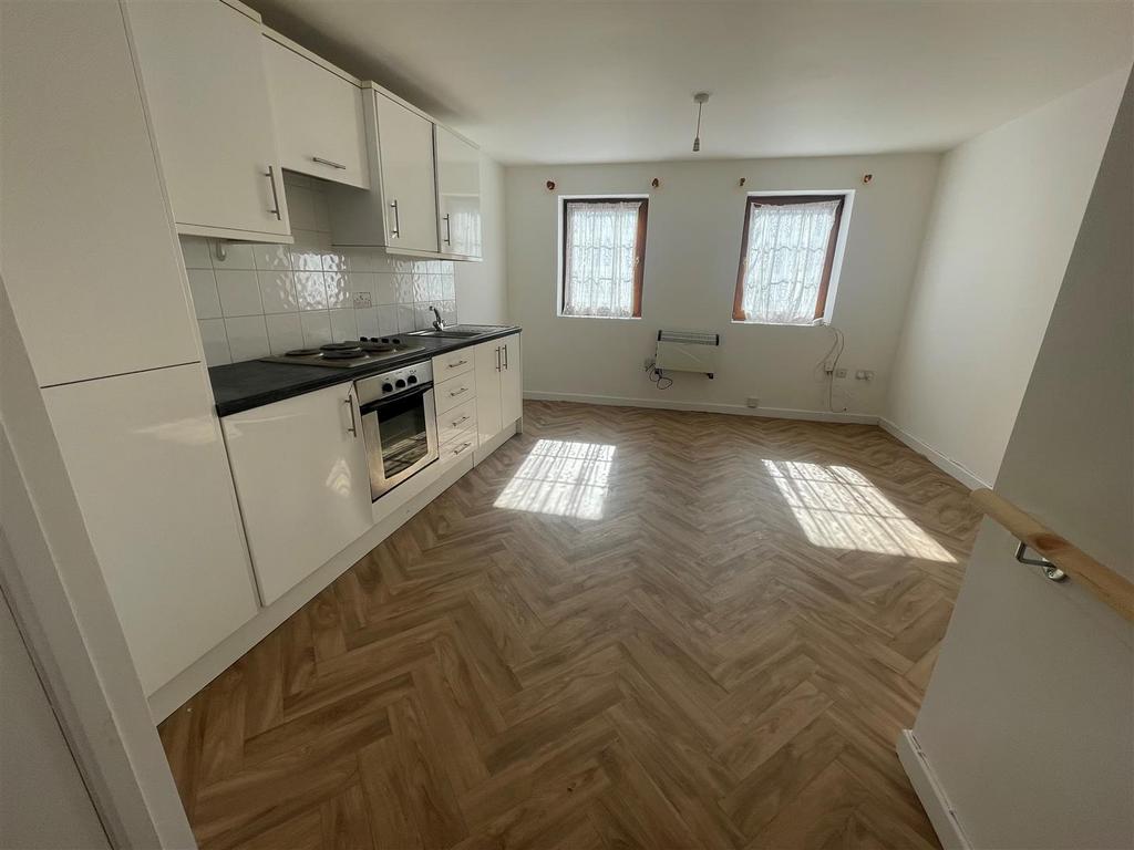Living Kitchen Area