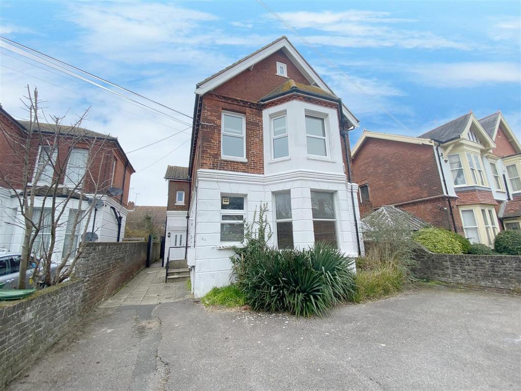Richmond Road, Worthing 1 bed flat £895 pcm (£207 pw)