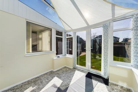 102 Queensgate, Bridlington, YO16 7JH