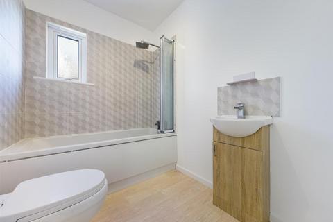 102 Queensgate, Bridlington, YO16 7JH