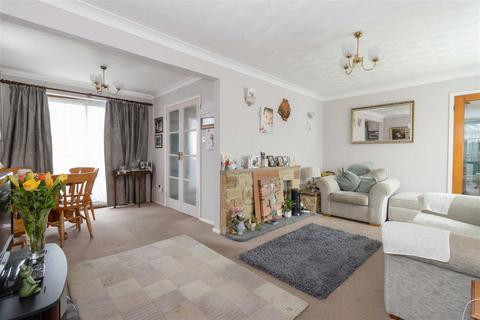 2 bedroom detached bungalow for sale, Thirlmere Crescent, Sompting, Lancing