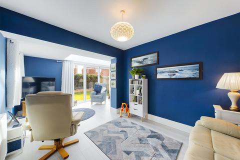 24 Beacon Road, Bridlington, YO16 6UX