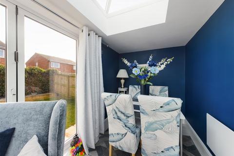 24 Beacon Road, Bridlington, YO16 6UX