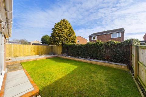 24 Beacon Road, Bridlington, YO16 6UX