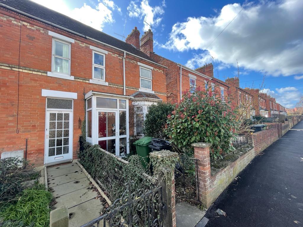 Pershore Road Evesham 3 bed end of terrace house for sale £295,000