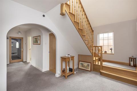 Hedgerows Caddington Common, Markyate, St Albans, AL3 8QF