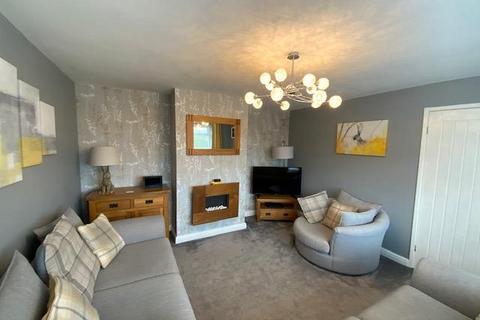 56 Gorsey Lane, Ashton-under-lyne, OL6 9BT