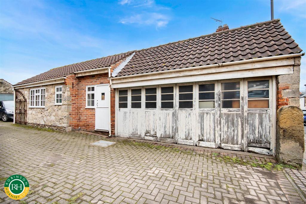 Outbuilding