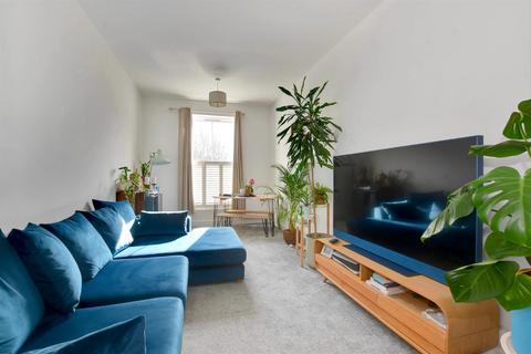2 bedroom ground floor flat for sale - Manor Road, Lydd, Romney Marsh, Kent