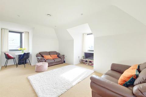 1 bedroom apartment to rent, Suttons Lane, Hornchurch, RM12