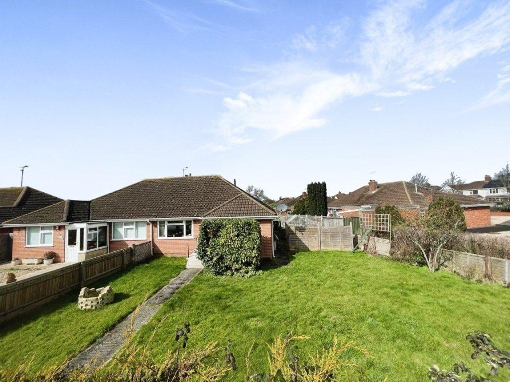 Slade Drive, Swindon, SN3 4DL 2 bed property for sale £285,000