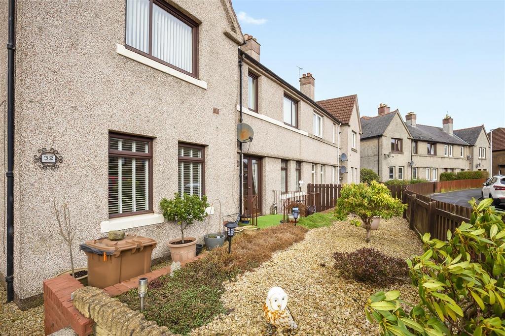 32 Gladstone Place Dunfermline 3.jpg