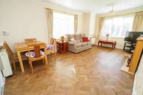 2 bedroom retirement property for sale - Rosebery Court, Water Lane, Leighton Buzzard