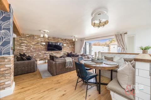 30 Cokeham Road, Sompting, Lancing, BN15 0AE
