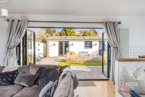 30 Cokeham Road, Sompting, Lancing, BN15 0AE