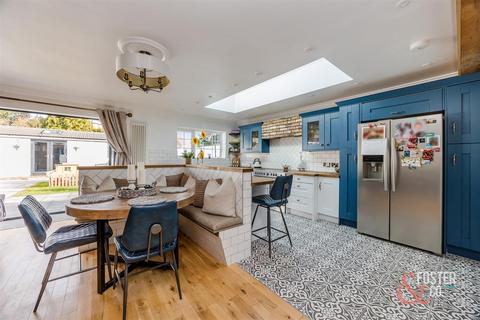 30 Cokeham Road, Sompting, Lancing, BN15 0AE