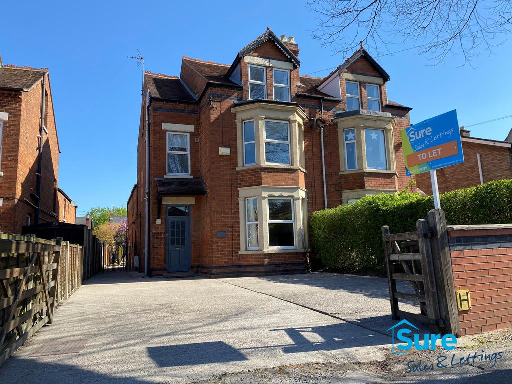 Stroud Road, Gloucester. GL1 5 bed semidetached house £1,850 pcm (£