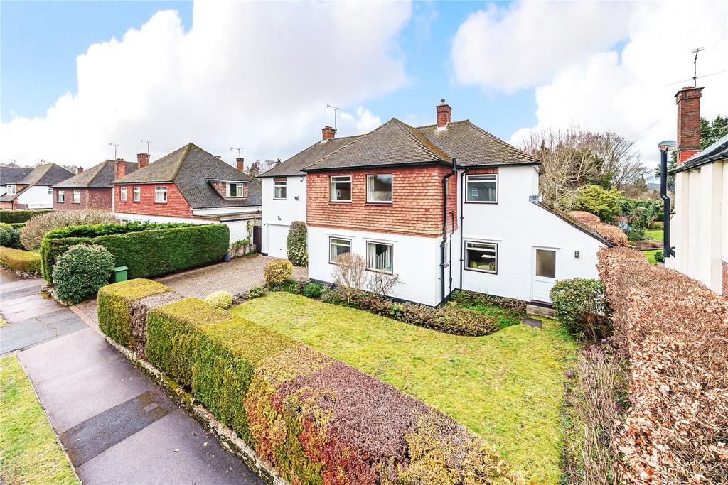 Lyndhurst Drive, Sevenoaks, Kent 4 bed detached house for sale £1,350,000