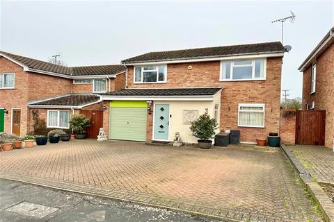4 bedroom detached house for sale - Meadow Close, Halstead, CO9