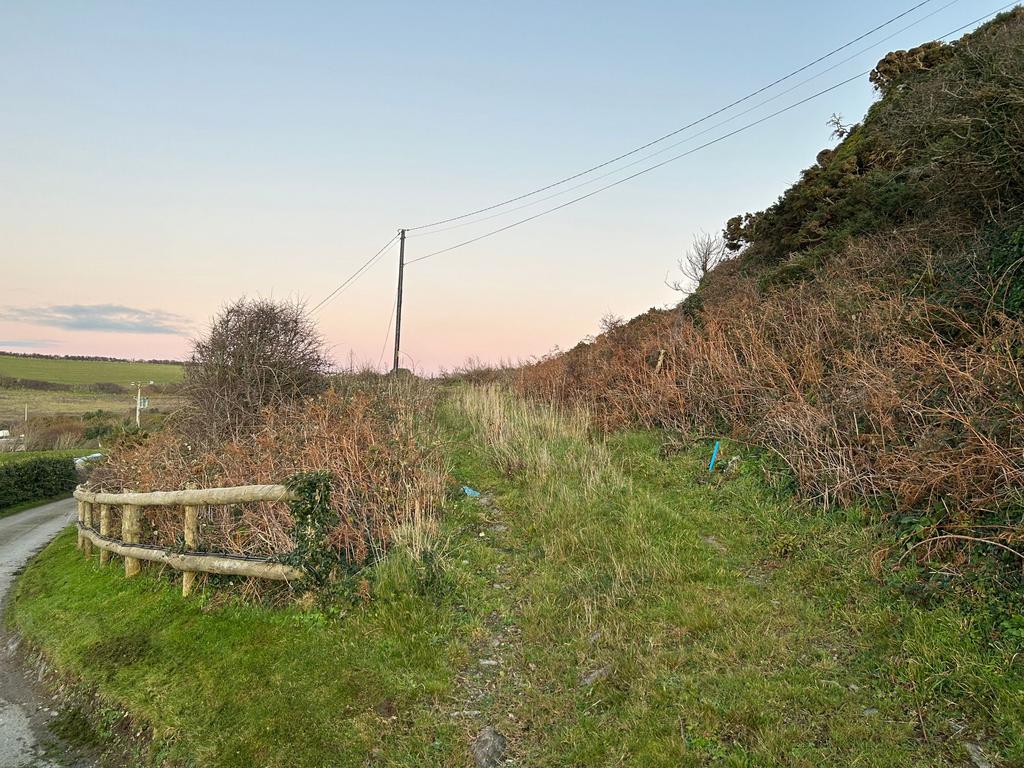 Soar Mill Cove, Marlborough, TQ7 3DS Land £50,000