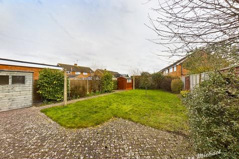 21 Aplin Road, Aylesbury, HP21 9BU