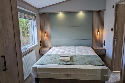 2 bedroom lodge for sale, Stixwould Road, Woodhall Spa Lincolnshire