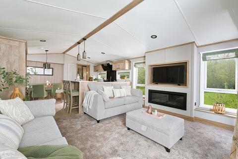 2 bedroom lodge for sale, Stixwould Road, Woodhall Spa Lincolnshire