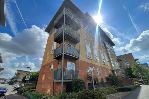 2 bedroom flat for sale - Odette Court, Station Road, Borehamwood, Hertfordshire, WD6 1GQ