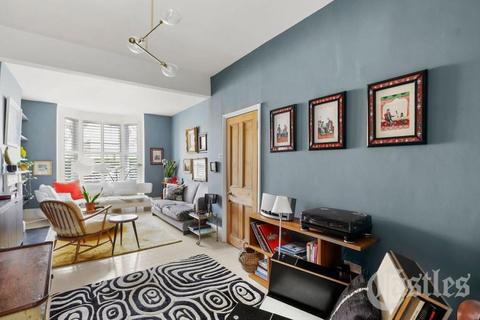 4 bedroom end of terrace house to rent, Edison Road, Crouch End, N8