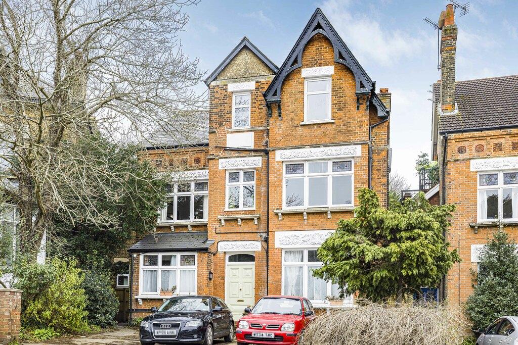 47 Birdhurst Rise, South Croydon CR2 1 bed flat - £240,000