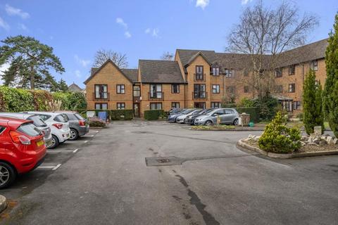 2 bedroom retirement property for sale, Fleet,  Hampshire,  GU51