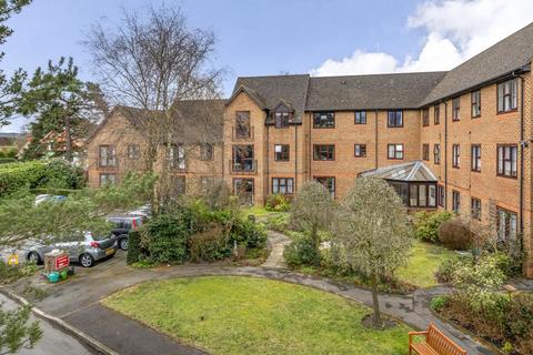 2 bedroom retirement property for sale, Fleet,  Hampshire,  GU51