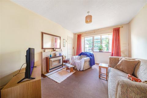 3 bedroom semi-detached house for sale - Baldreys, Farnham, Surrey, GU9