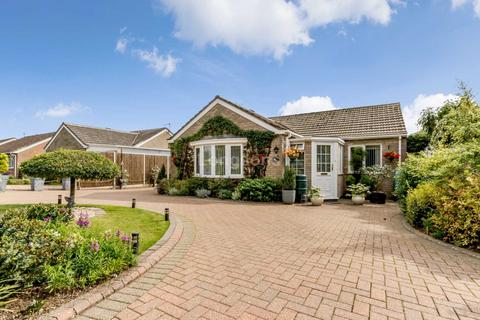 3 bedroom detached bungalow for sale, The Limes, Ashill