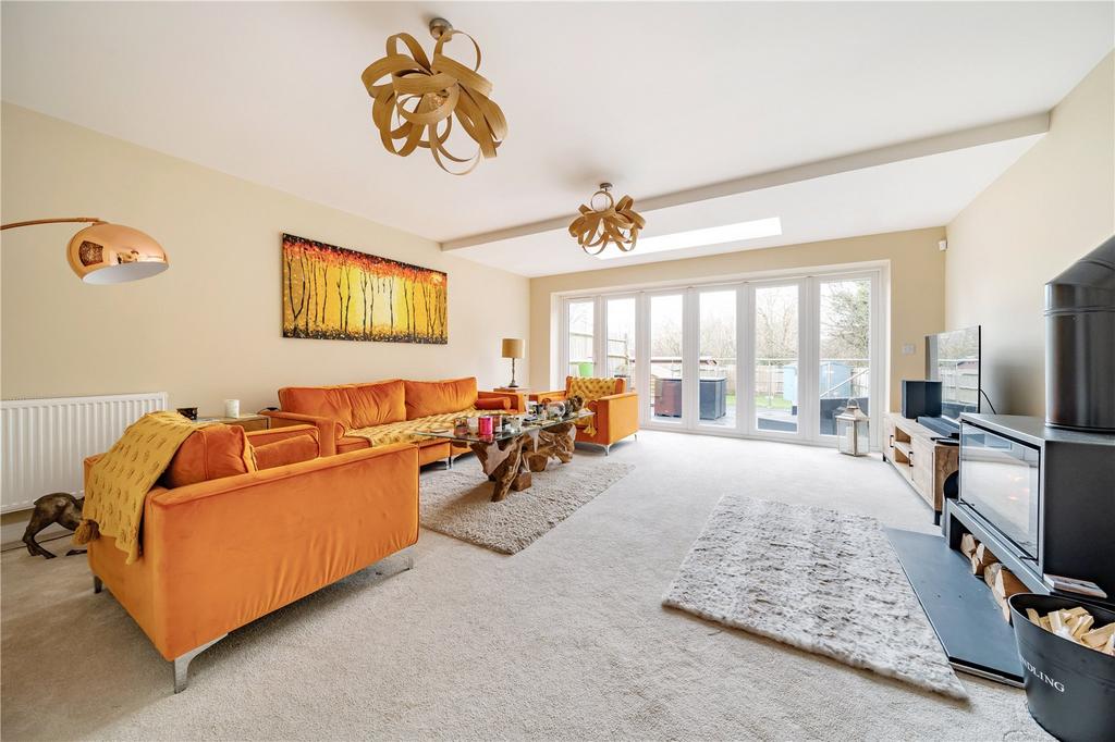Burton Avenue, Leigh, Tonbridge, Kent 5 bed semidetached house £760,000