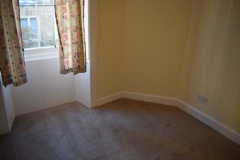 undefined, Caledonian Place, Edinburgh, EH11