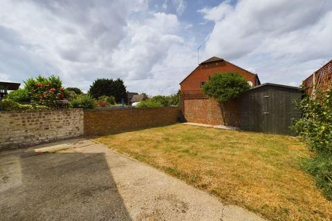 71 Chestnut Road, Northampton, NN3 2JL