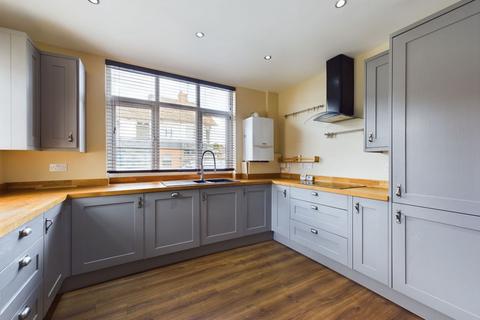 71 Chestnut Road, Northampton, NN3 2JL