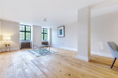 2 bedroom flat for sale, Kings Drive, Midhurst, West Sussex, GU29