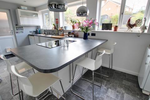 5 bedroom detached house for sale - Hawthorn Road, Hythe,