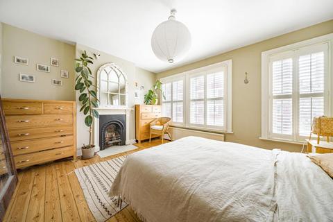 79 Boyton Road, London, N8 7AE