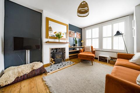 79 Boyton Road, London, N8 7AE