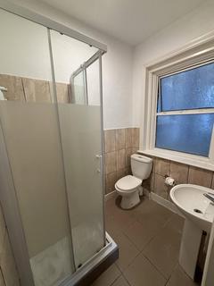 1 bedroom flat to rent, Green Lanes N13
