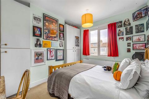 32 Gunton Road, London, SW17 9EL