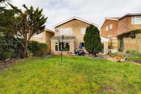 34 Glebe Close, Hemel Hempstead, HP3 9PA