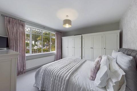 25 Heol Y Bryn, Rhiwbina, Cardiff, CF14 6HX