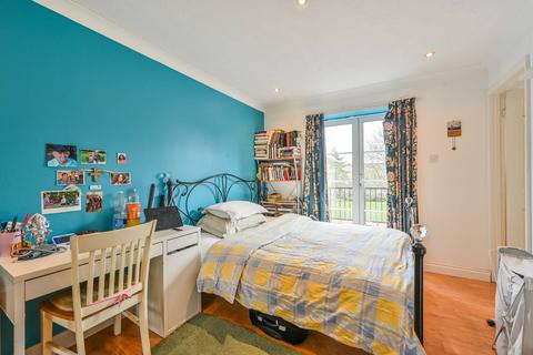 4 bedroom house for sale, Ambassador Gardens, Beckton, London, E6
