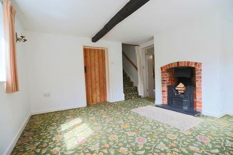 3 bedroom cottage to rent, Nantwich Road, Woore, CW3