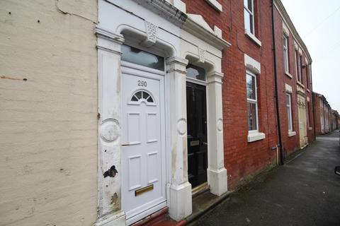 3 bedroom terraced house to rent - Selborne Street, Preston, Lancashire, PR1