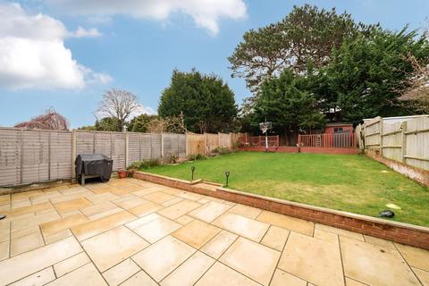 110 Kechill Gardens, Bromley, BR2 7NB